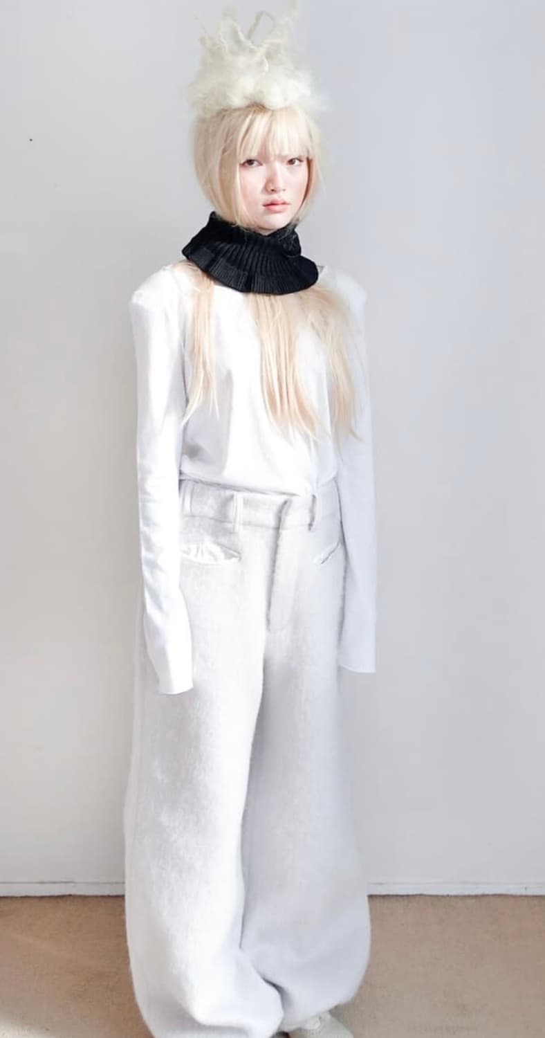 샵페어리 숄더 패드 컬러링 탑 (아이보리) 상품이미지2