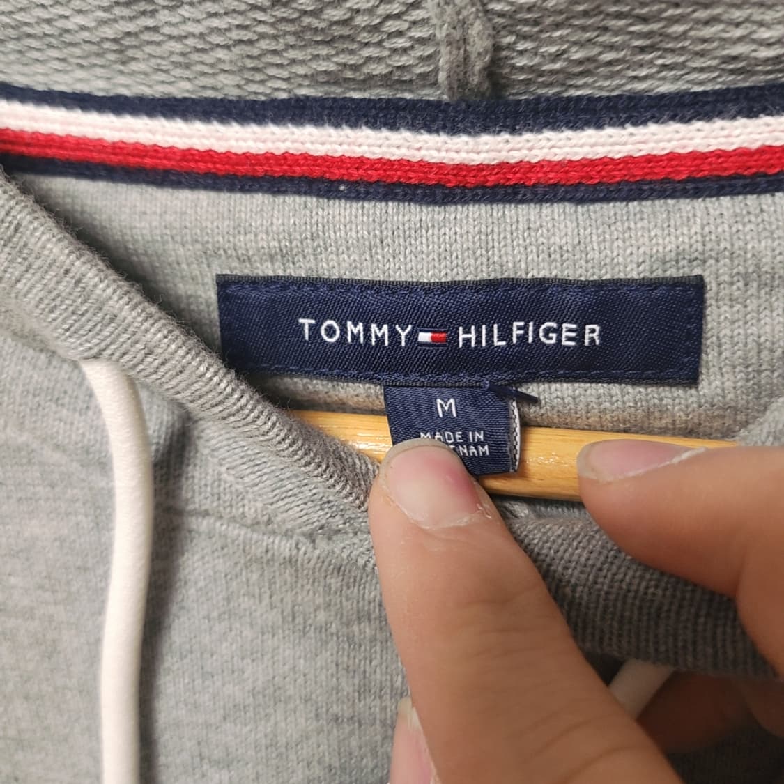 [M] 새상품 타미힐피거 그레이 후드티 상품이미지5