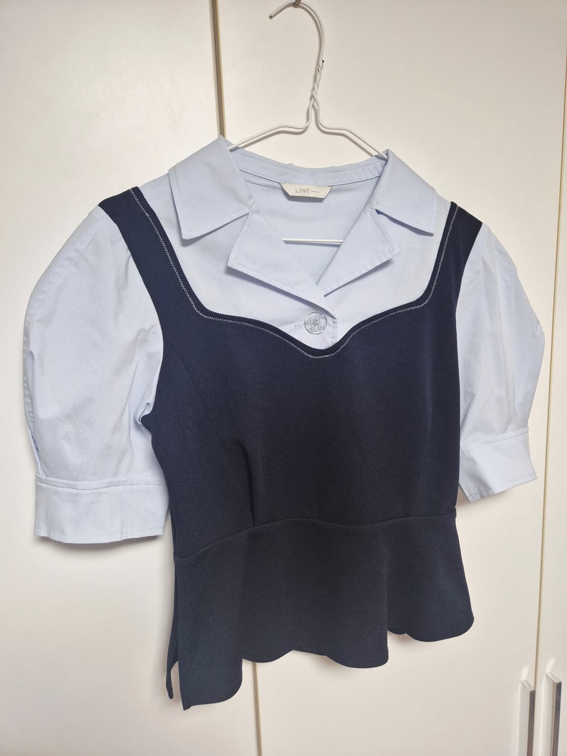 LINE 라인어디션 뷔스티에 퍼프 페플럼 블라우스 상품이미지3