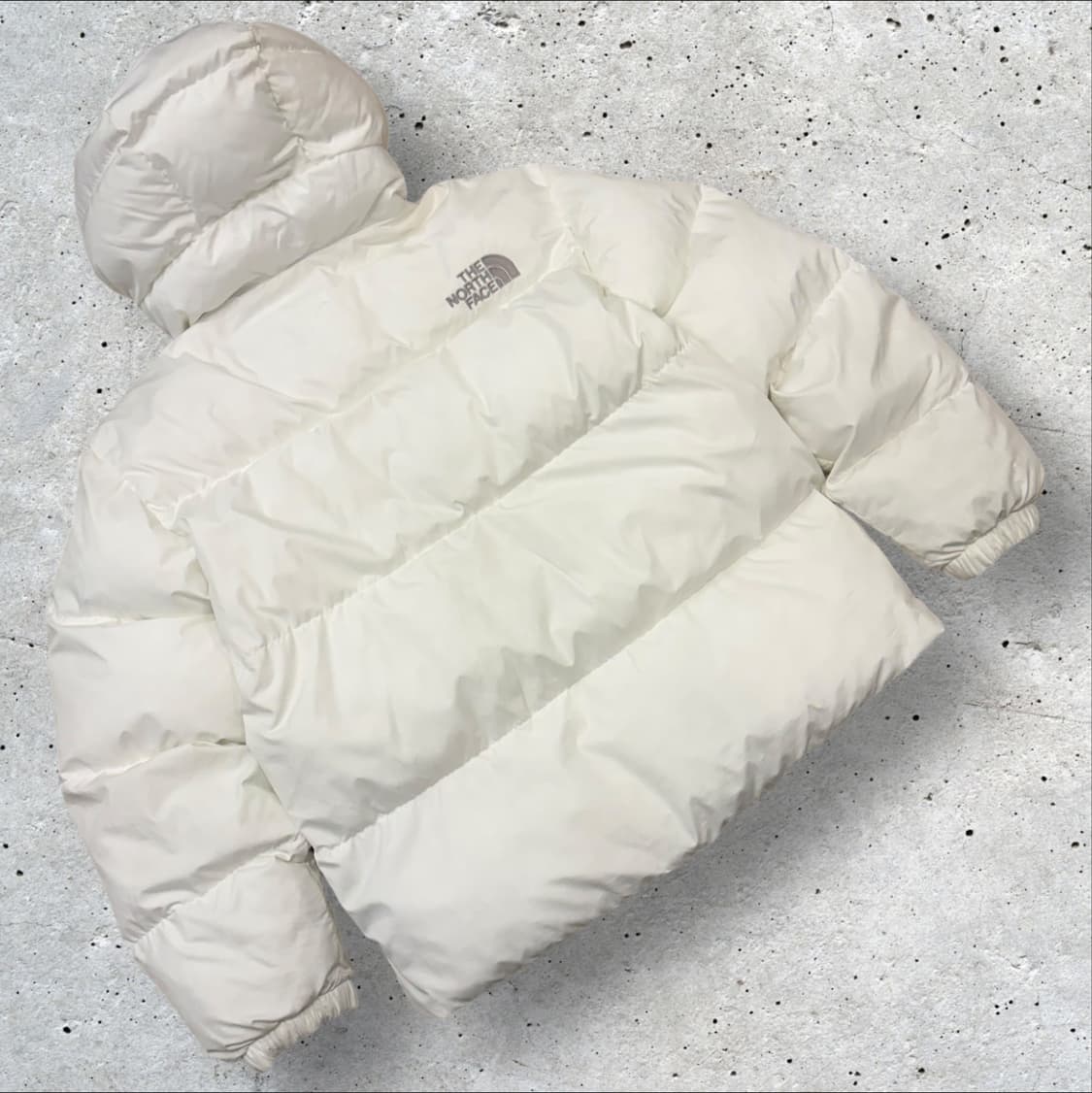 [S] 노스페이스 화이트라벨 온볼 리버트 구스다운 숏 패딩 B950 상품이미지2