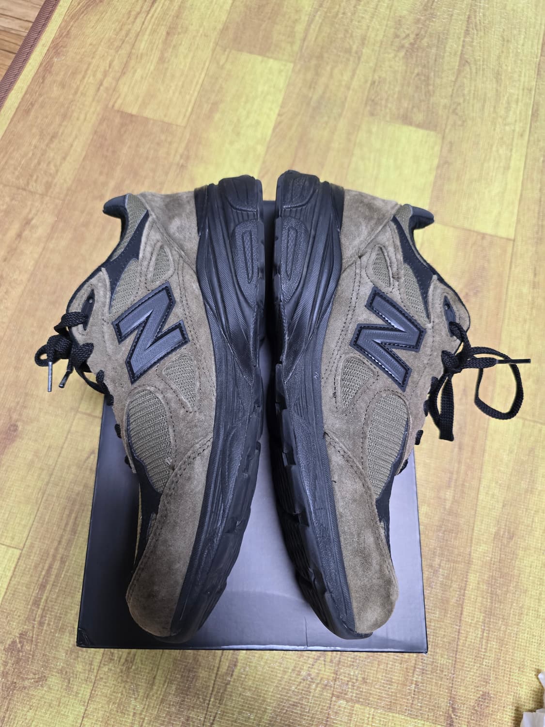 뉴발란스 x JJJ자운드 990v3 브라운 블랙 상품이미지2