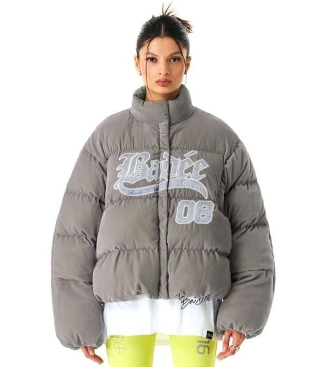 Badee 배디 벨루어 바시티 패딩 실버 상품이미지1