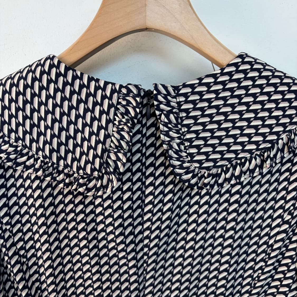 플라스틱 아일랜드 패턴 롱 원피스 상품이미지2