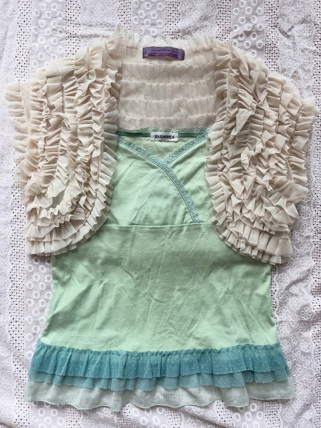 Frill Cardigan + Neon green sleeveless 상품이미지1