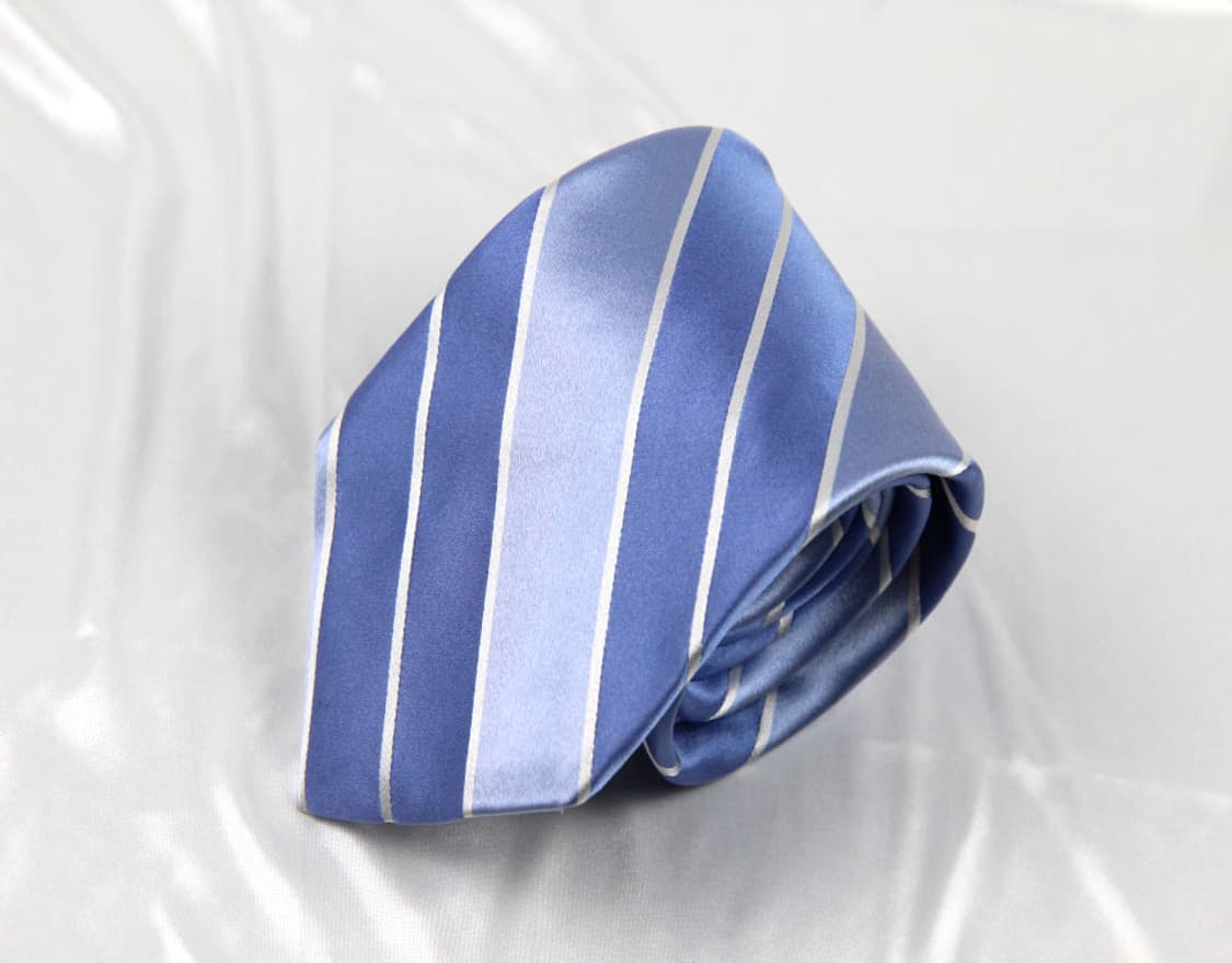 발렌티노 가라바니 9.4cm A등급 이태리 남자 명품 넥타이 상품이미지1