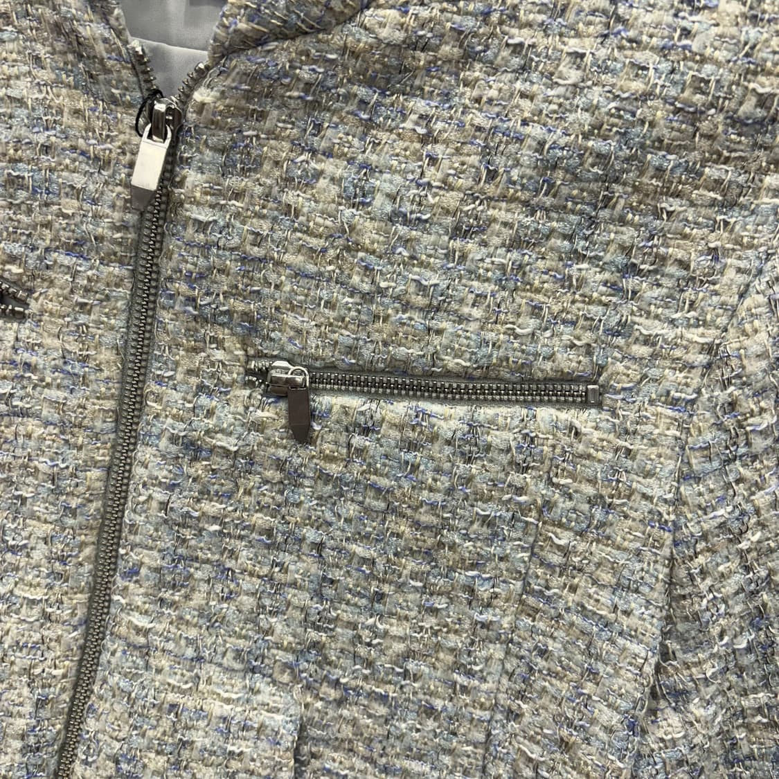 띠어리 긴팔 트위드 집업 메탈 포켓 지퍼 사이드 포켓 디테일 그레이 상품이미지6