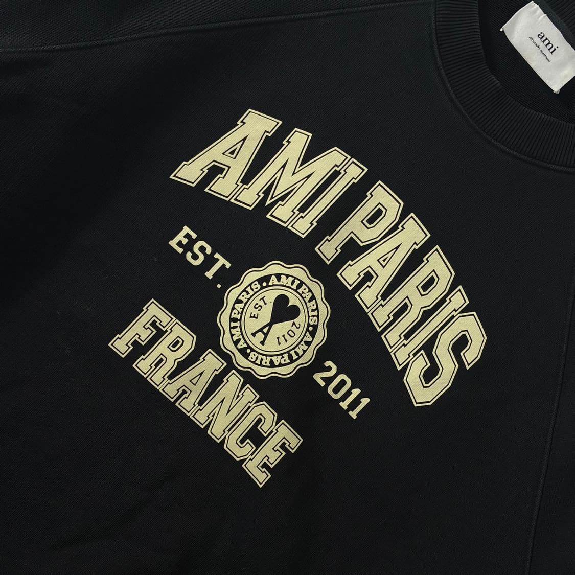 Ami  아미 파리스 스펠아웃 블랙 맨투맨  상품이미지3