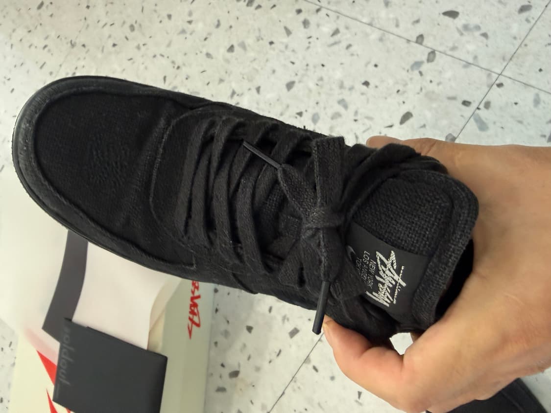 나이키X스투시 에어포스1 트리플블랙 상품이미지3