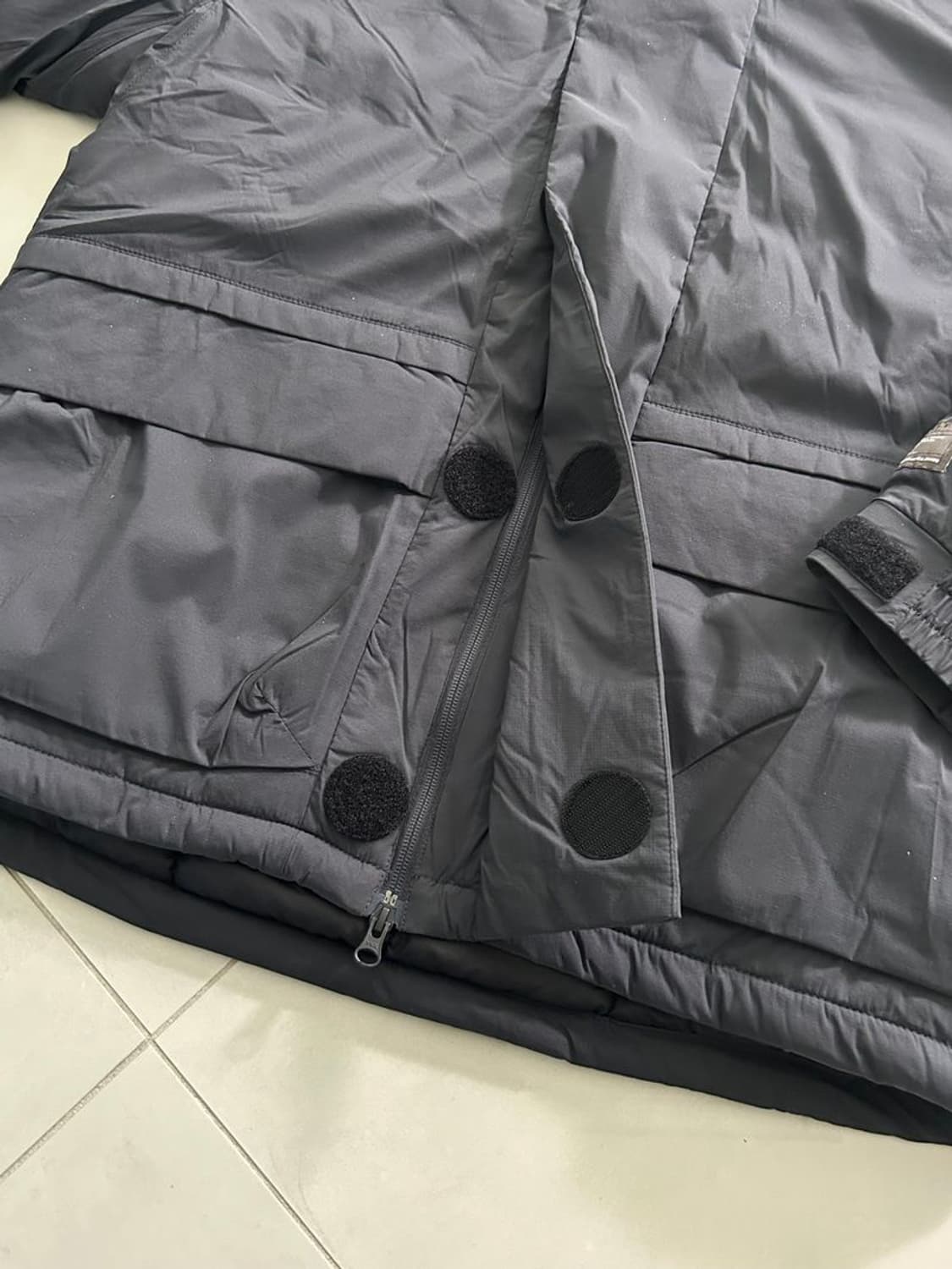 FGL PUFFY JACKET 5.7 FGL 패딩 재킷 FOA408122 상품이미지4