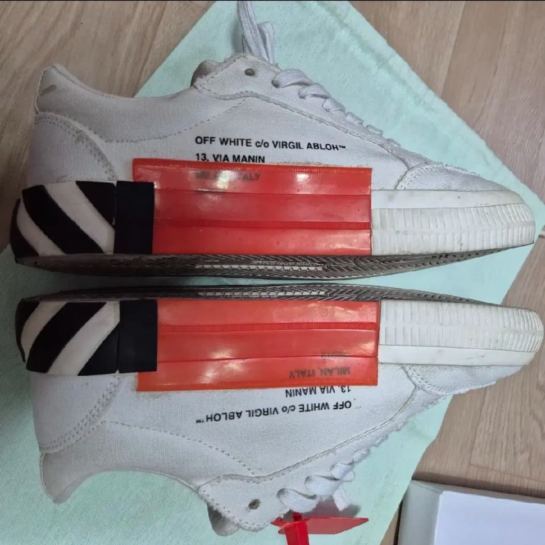 정품 박스x 오프화이트 255 남여공용 상품이미지7