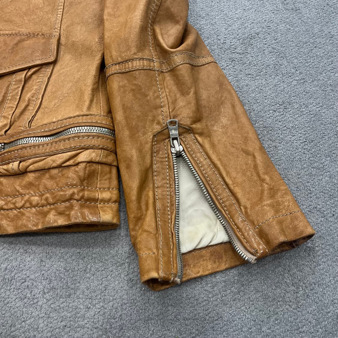 XL 티아이포맨 양가죽 멀티 지퍼 레더자켓 상품이미지3