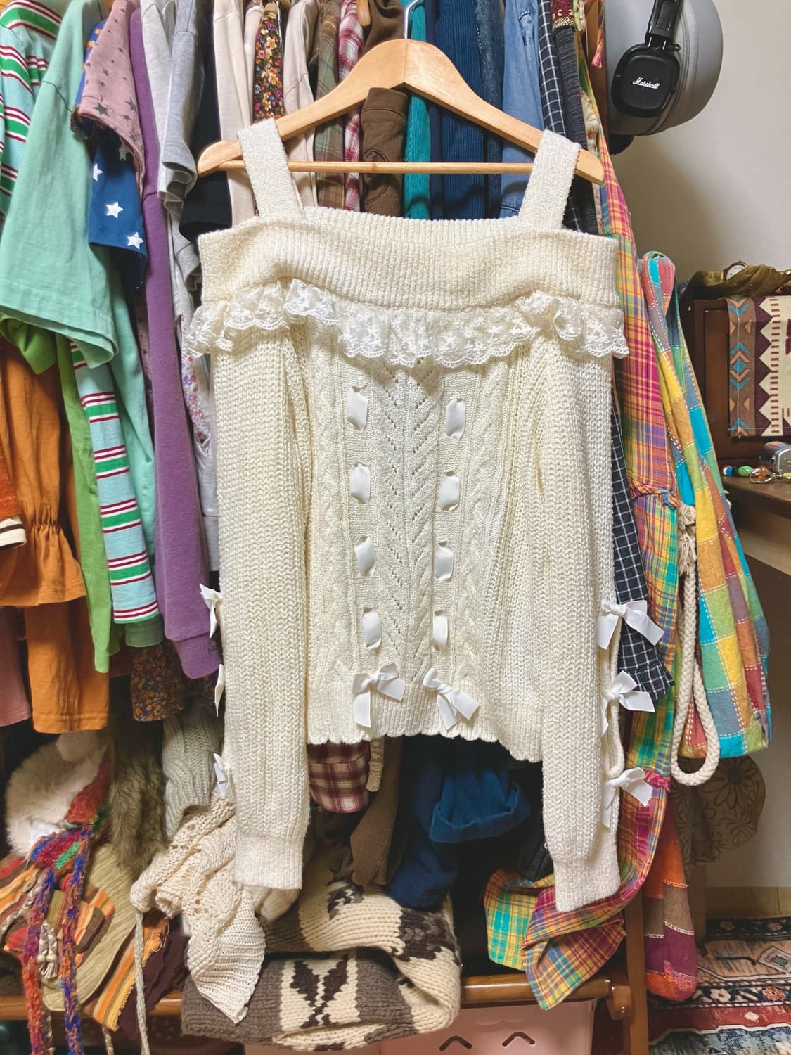 리즈리사 오프숄더 니트 상품이미지1