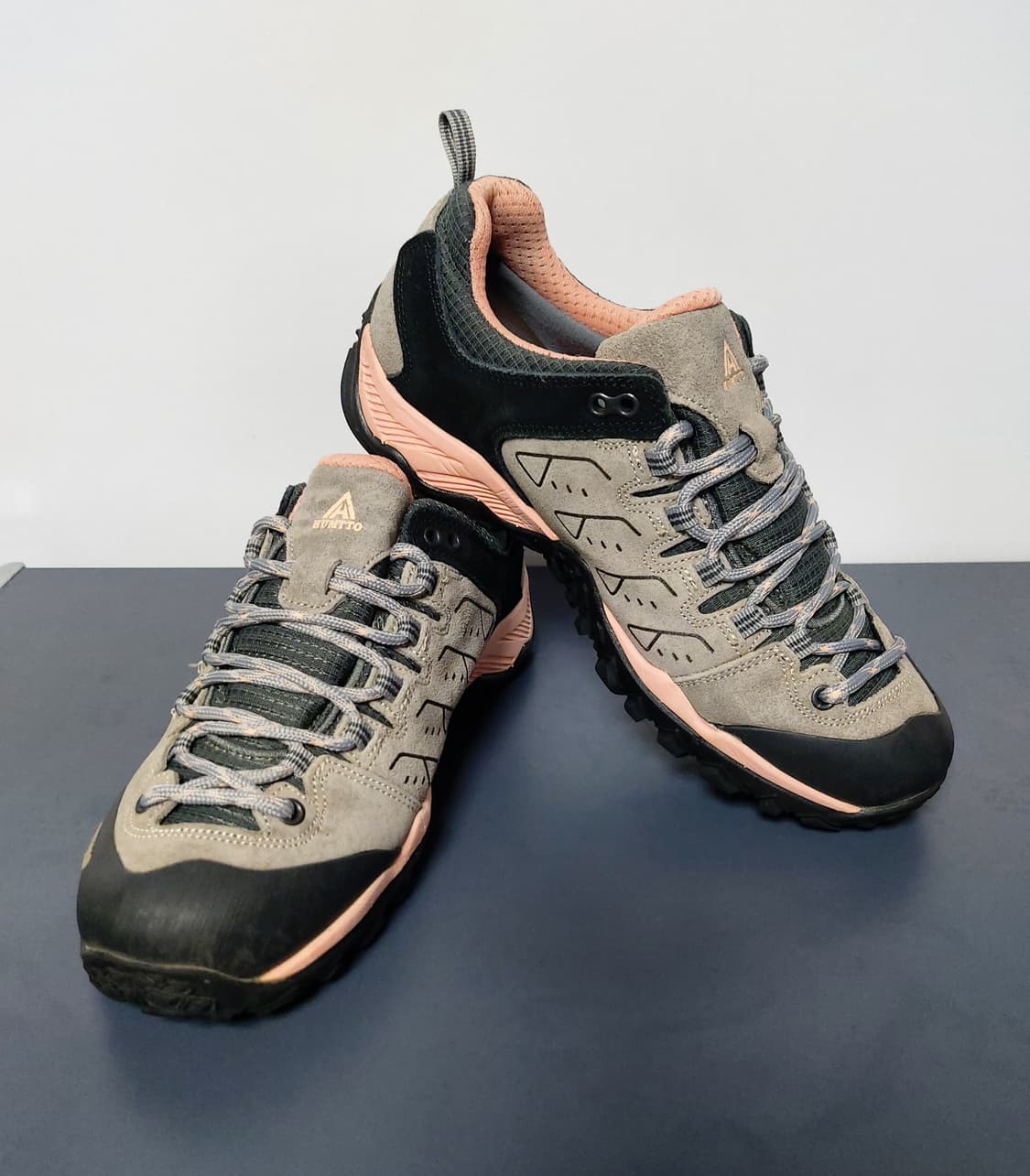 험토 여성용 로우 릿지 트레킹 등산화 볼더 TRX (240mm)

 상품이미지1