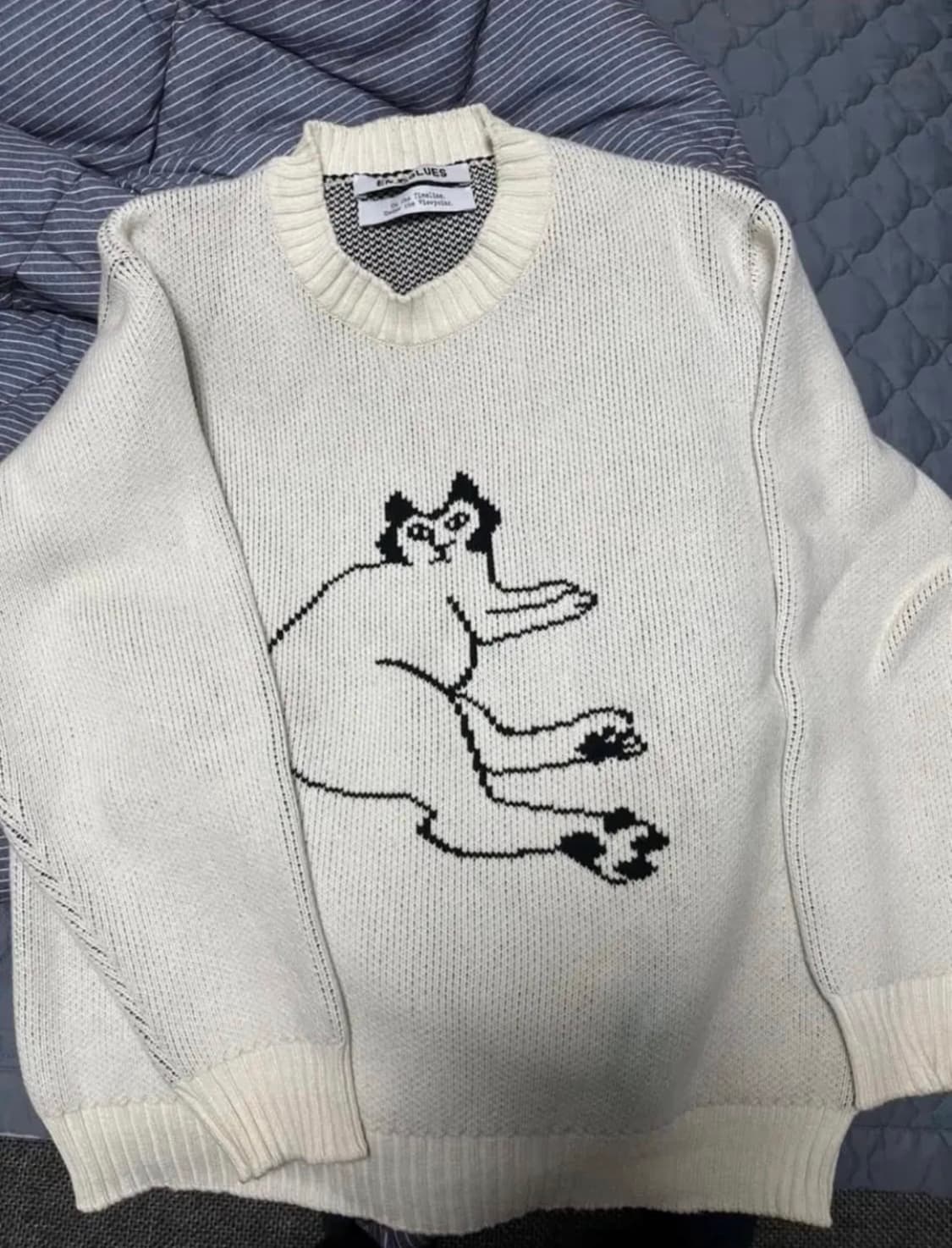 쌔시 캣 니트 (Ivory) 상품이미지1