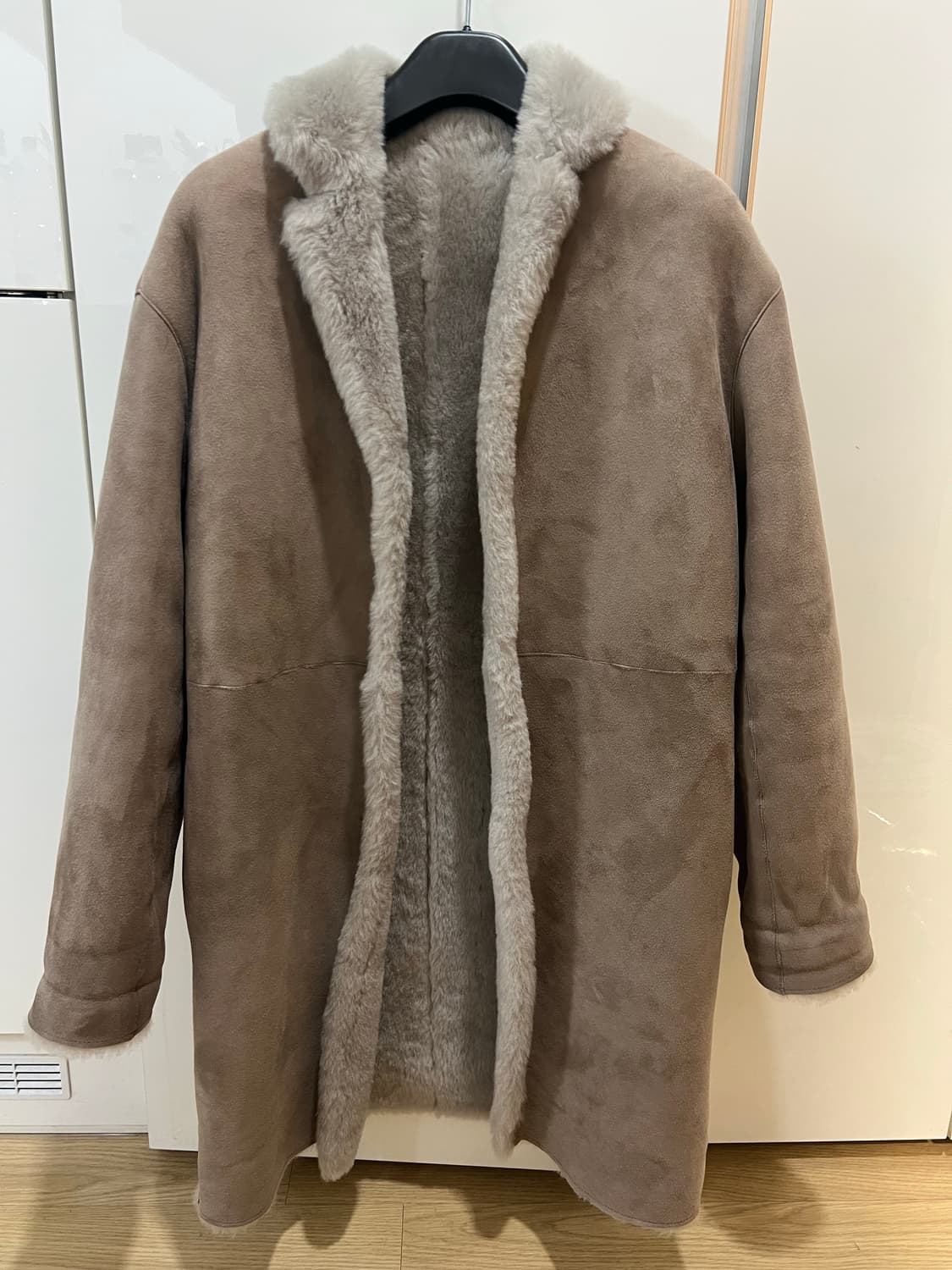 띠어리 가죽 시어링 무스탕코트 (새상품급) 상품이미지1