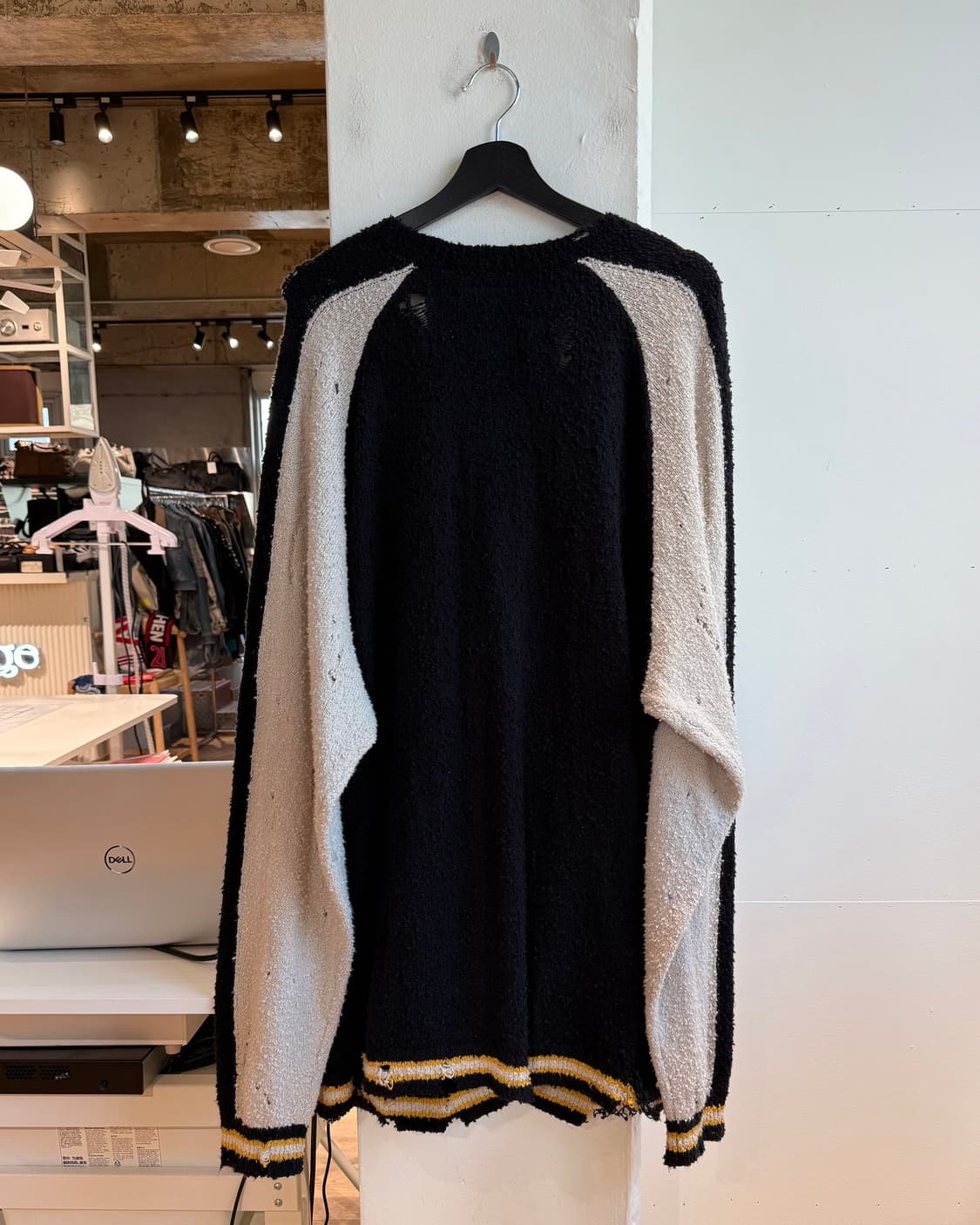 미하라 야스히로 블랙 24ss 디스트레스 니트 가디건 상품이미지7