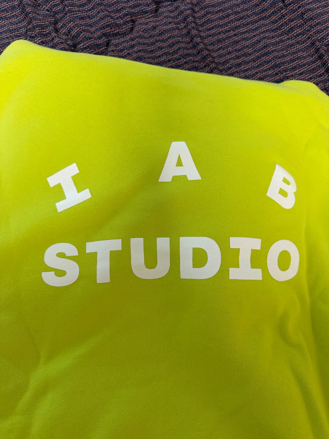 아이앱 스튜디오 x 웍스아웃 후드 라임 상품이미지3