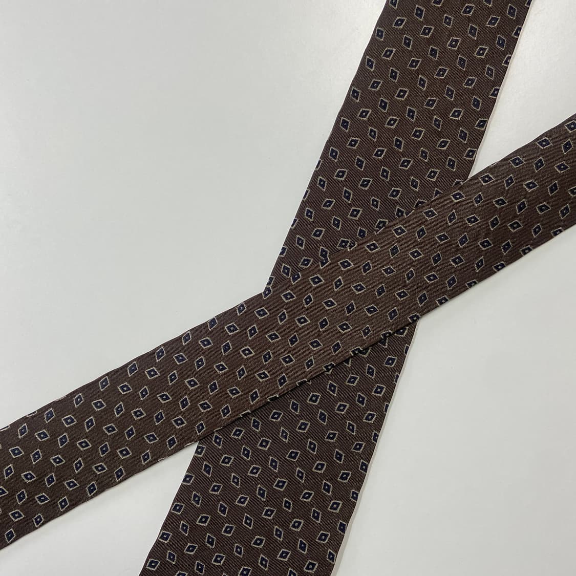 버버리 심플로고 신형라벨 명품 정품 넥타이 (Burberry)8.6cm 상품이미지4