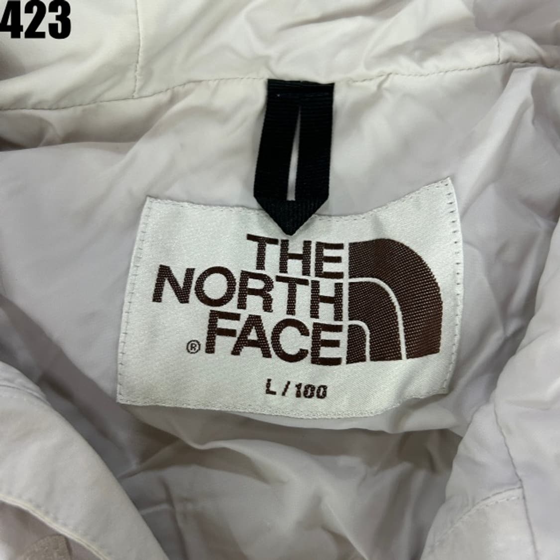 노스페이스 화이트 후드자켓 상품이미지2