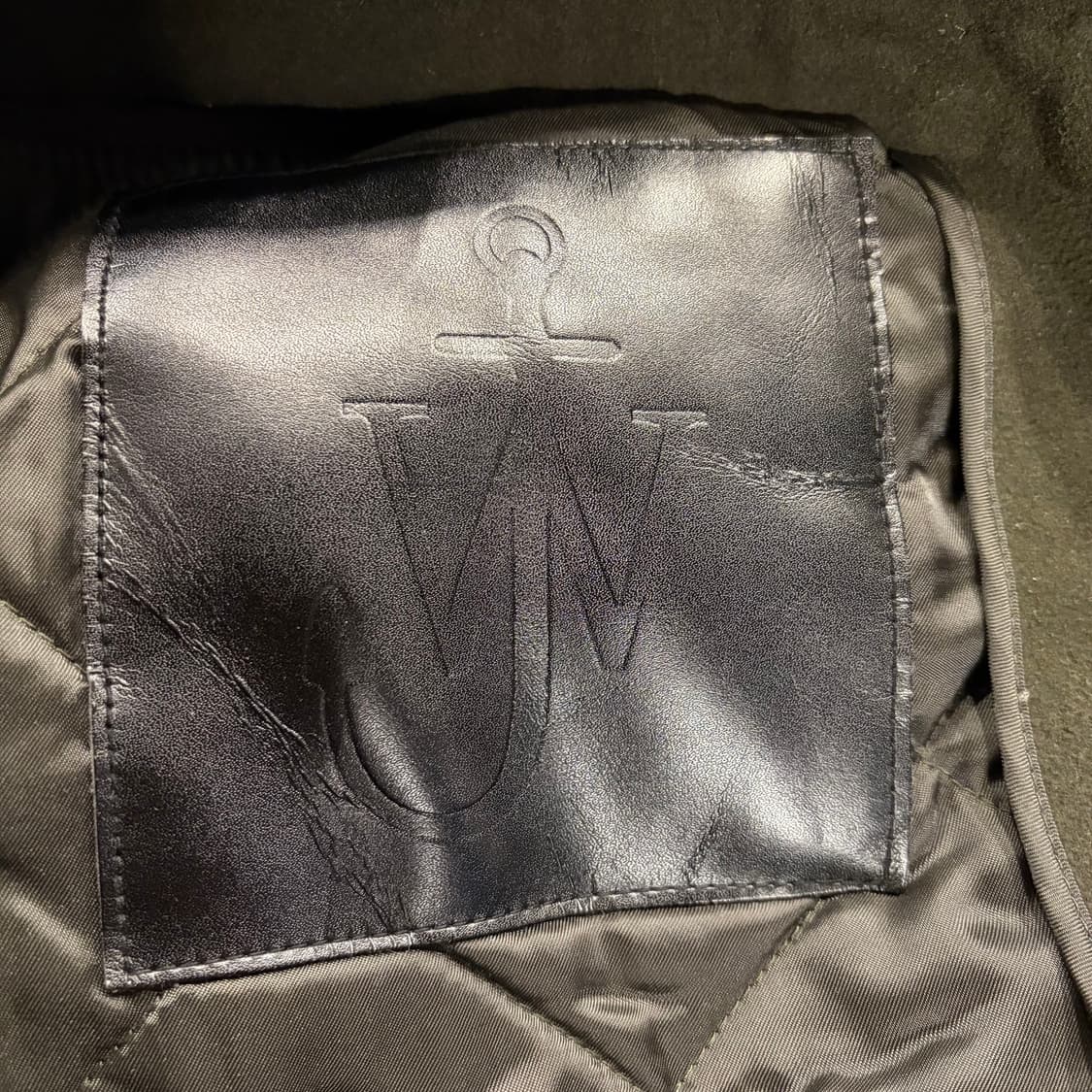 [M] 유니클로 JW앤더슨 퀼팅 자켓 카키 B263 상품이미지7