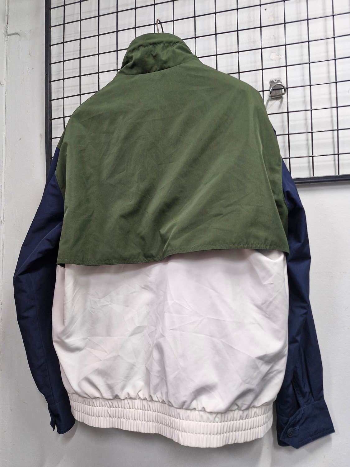 105XL 라코스테 컬러블럭 바람막이 자켓. 상품이미지8