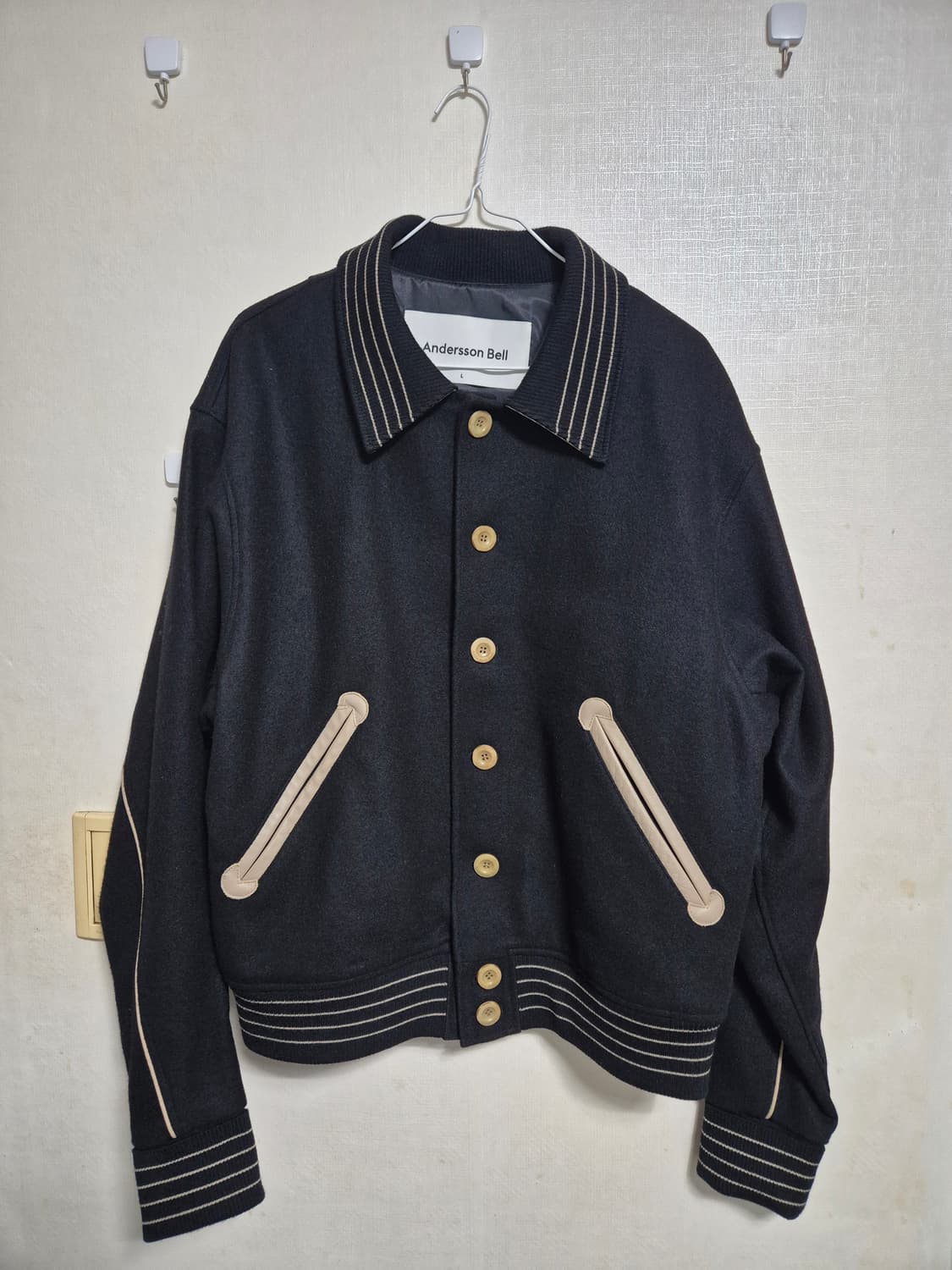 [L] 앤더슨벨 써니 바시티 자켓 상품이미지1