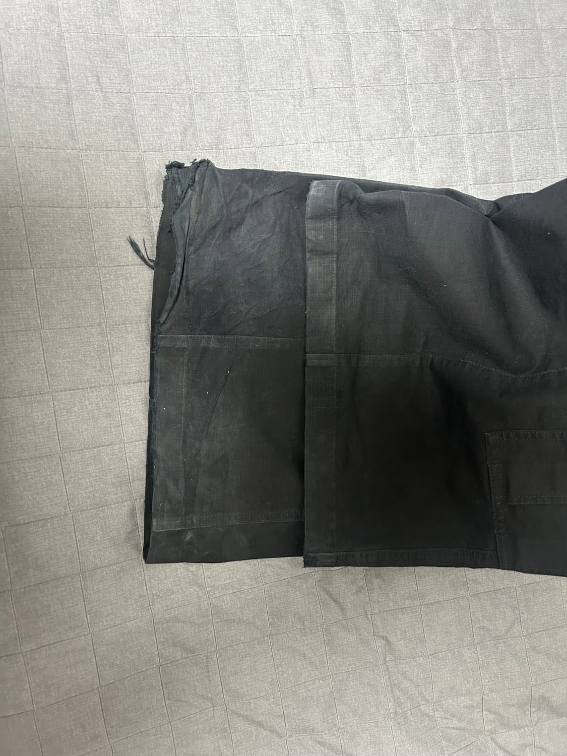 [S] 발렌시아가 립스탑 플레어 카고 팬츠 블랙 상품이미지4