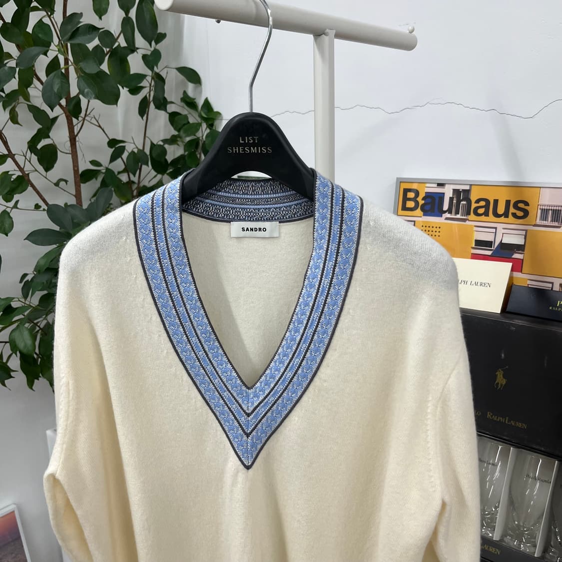 산드로 캐시미어 블렌드 브이넥 니트 1 상품이미지2