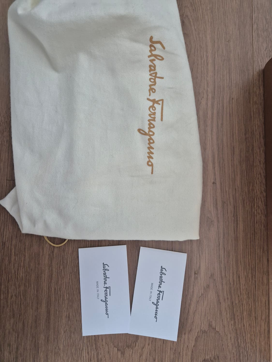 페레가모 켈리백 상품이미지10