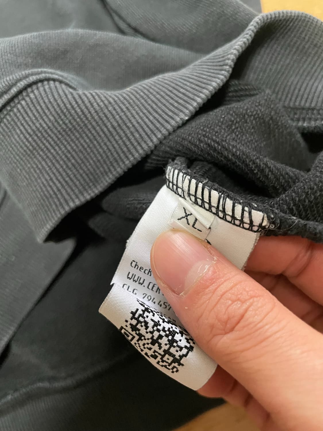 Cp컴퍼니 맨투맨 상품이미지2