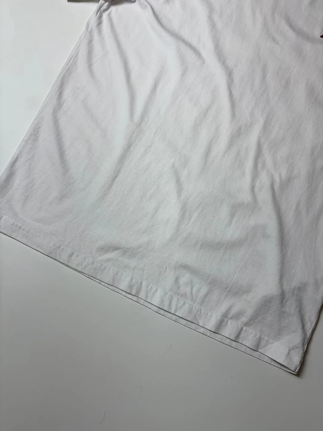 아미 AMI 스몰 하트 로고 반팔 티셔츠 PN9386 상품이미지5