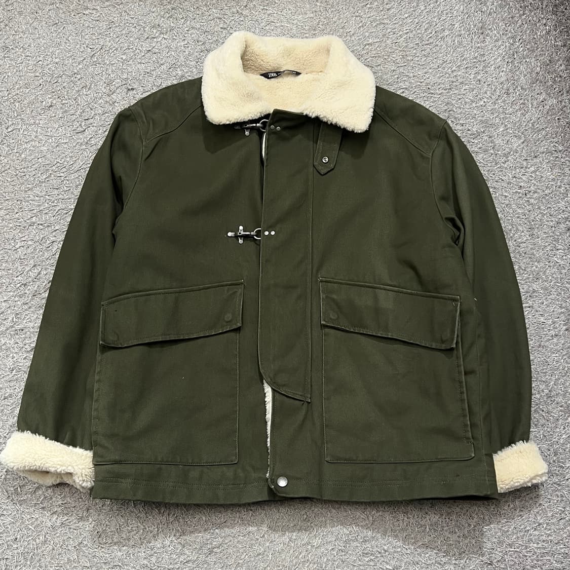 [100-105] 자라 쉐르파점퍼 상품이미지2