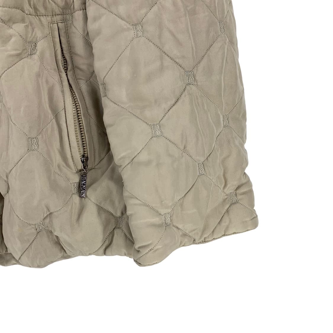 발망 로고 퀄팅 푸퍼패딩 상품이미지4