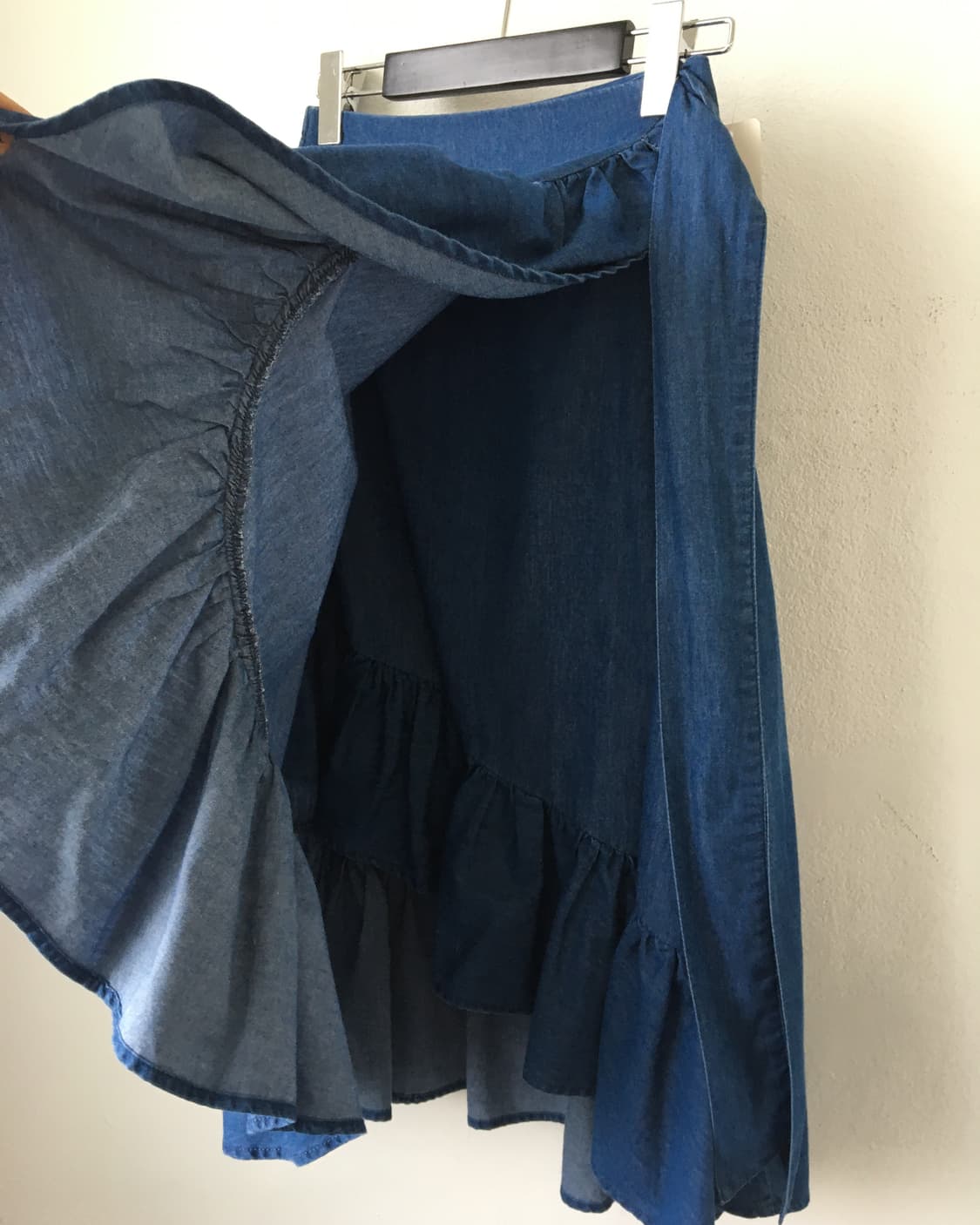 Ruffle point wrap tied skirt 상품이미지3