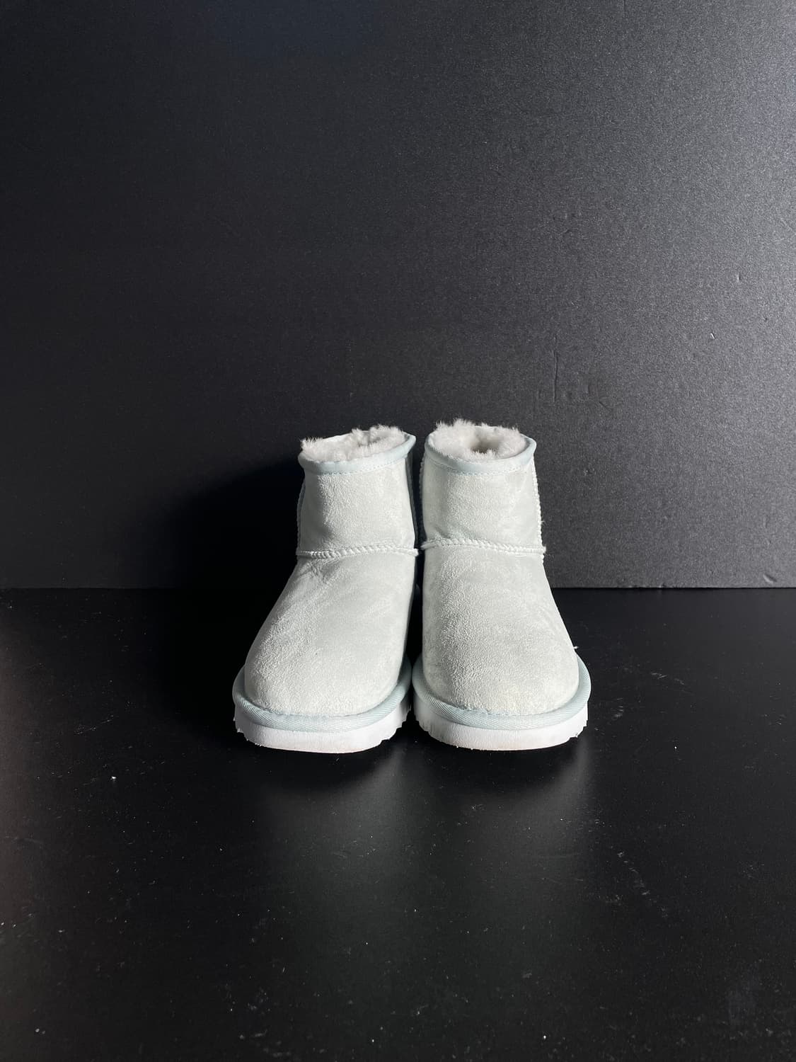 [220] UGG  U.S.A 어그 클래식 미니 메탈릭아이스버그 부츠 상품이미지2