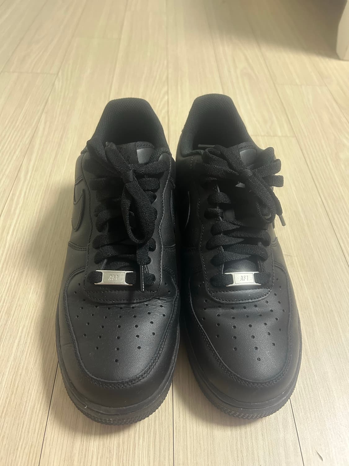 270)나이키 에어포스1 로우 트리플 블랙 상품이미지1