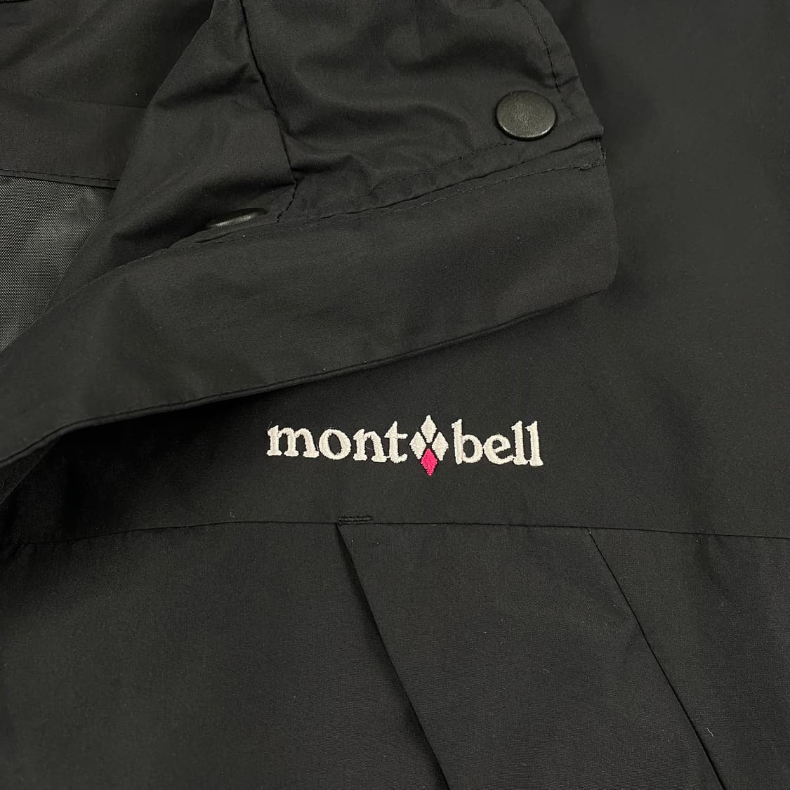 몽벨 고프코어 마운틴 블랙 바람막이 자켓 (105) 상품이미지3