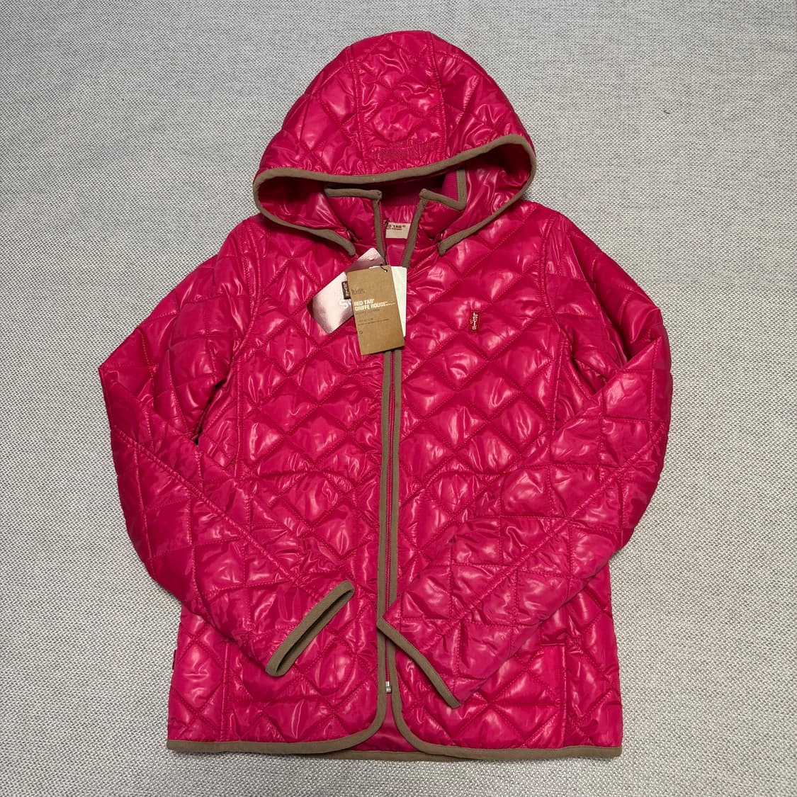 리바이스 핑크 퀼팅 후드 자켓 상품이미지1