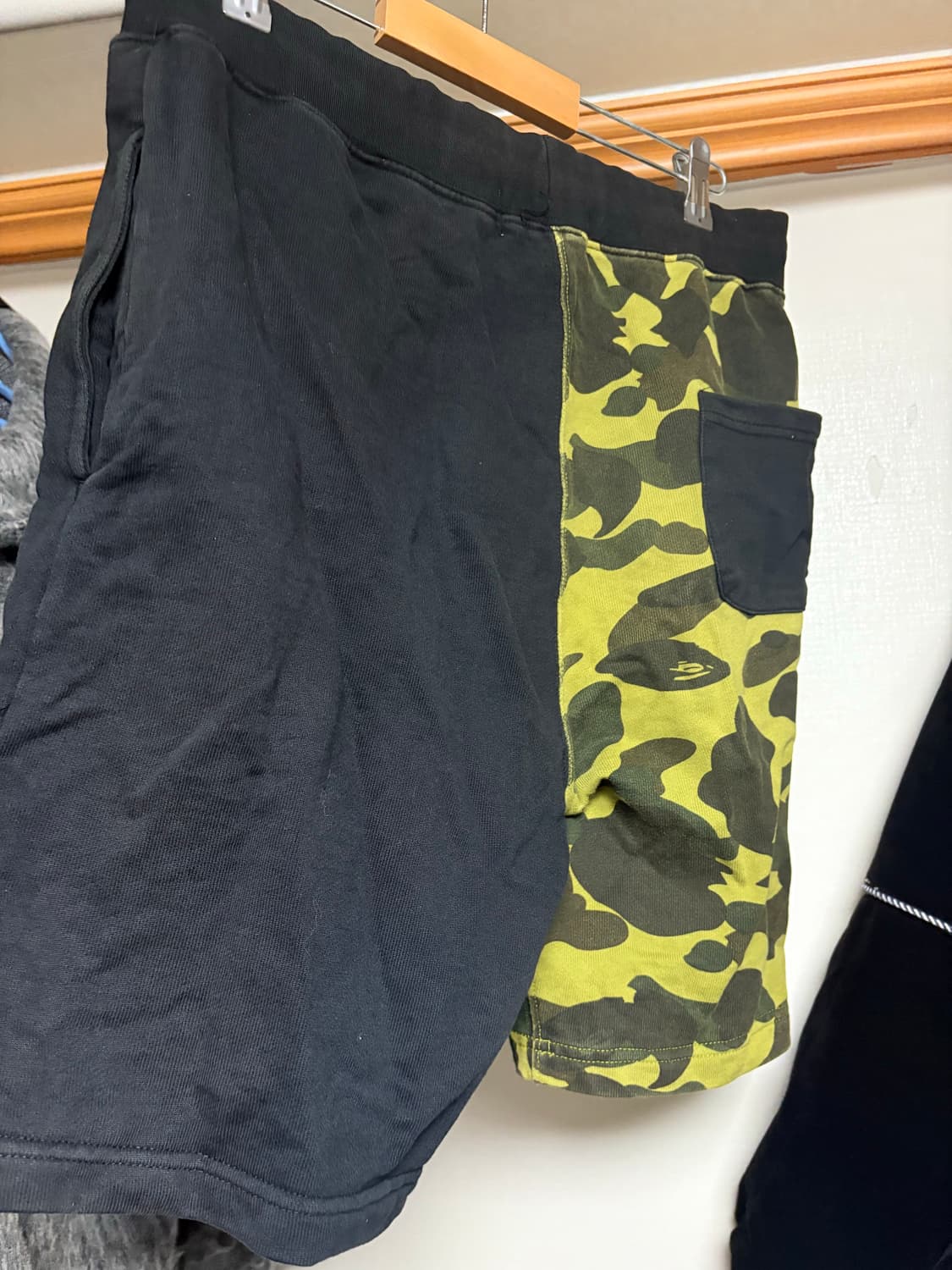 베이프 블랙 카고믹스 반바지 상품이미지2