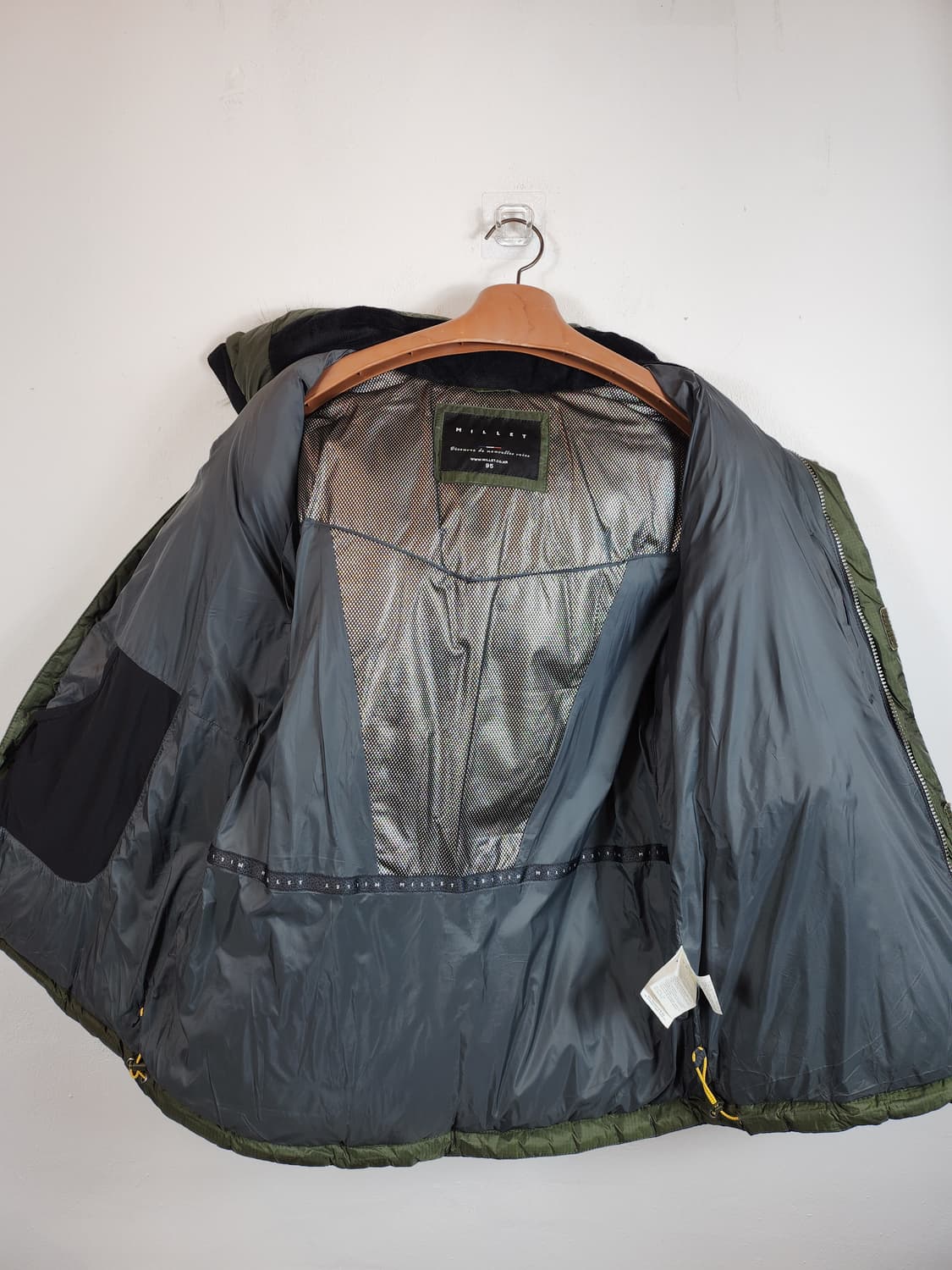 밀레 윈드스토퍼 발열구스패딩 95 M 카키 새제품급 상품이미지8