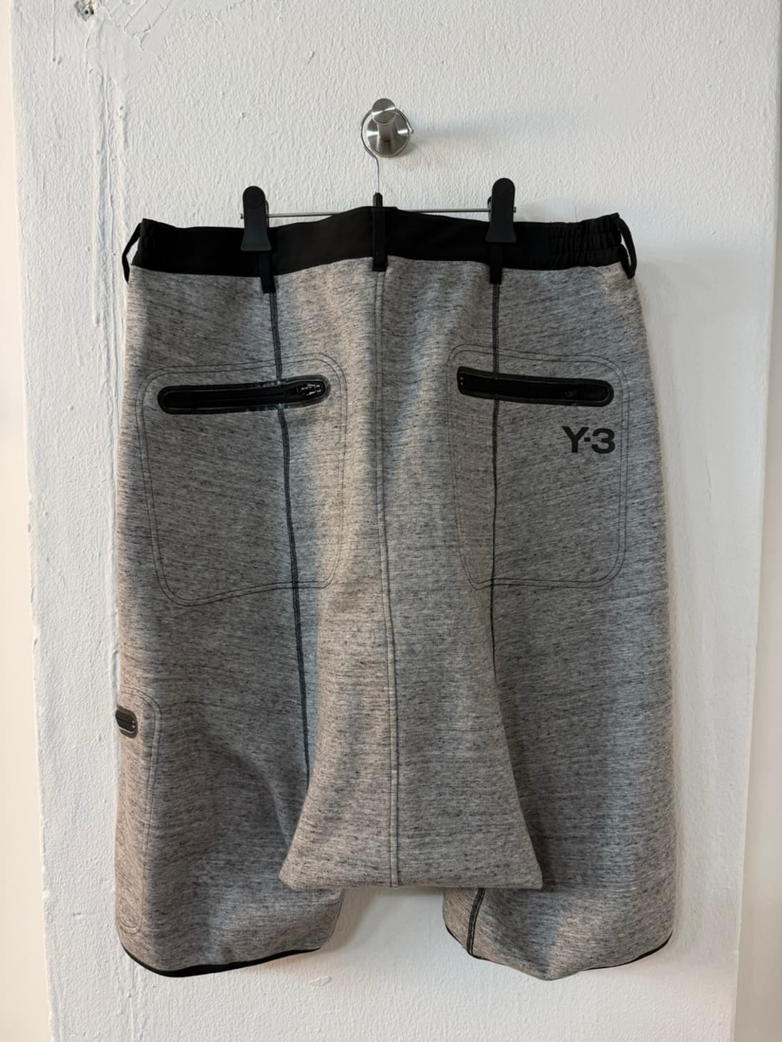 와이쓰리 Y-3 스트라이프 드롭 크로치 테크 쇼츠  상품이미지1