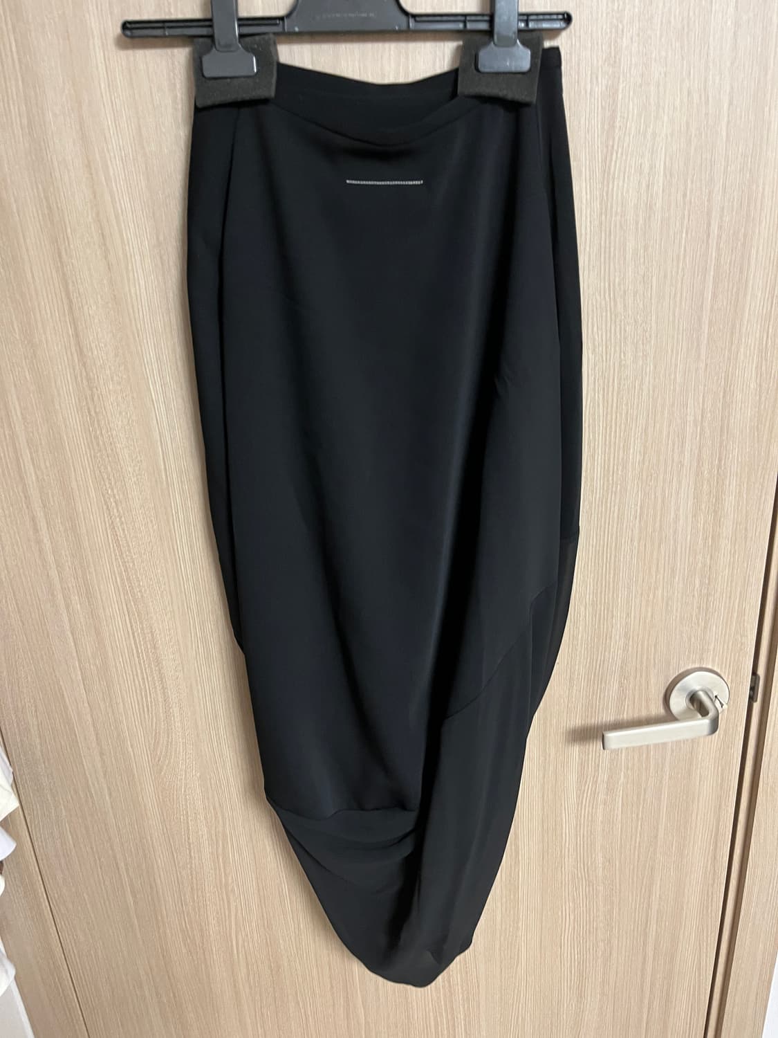 새상품 Mm6 블랙 스커트 38사이즈 상품이미지6