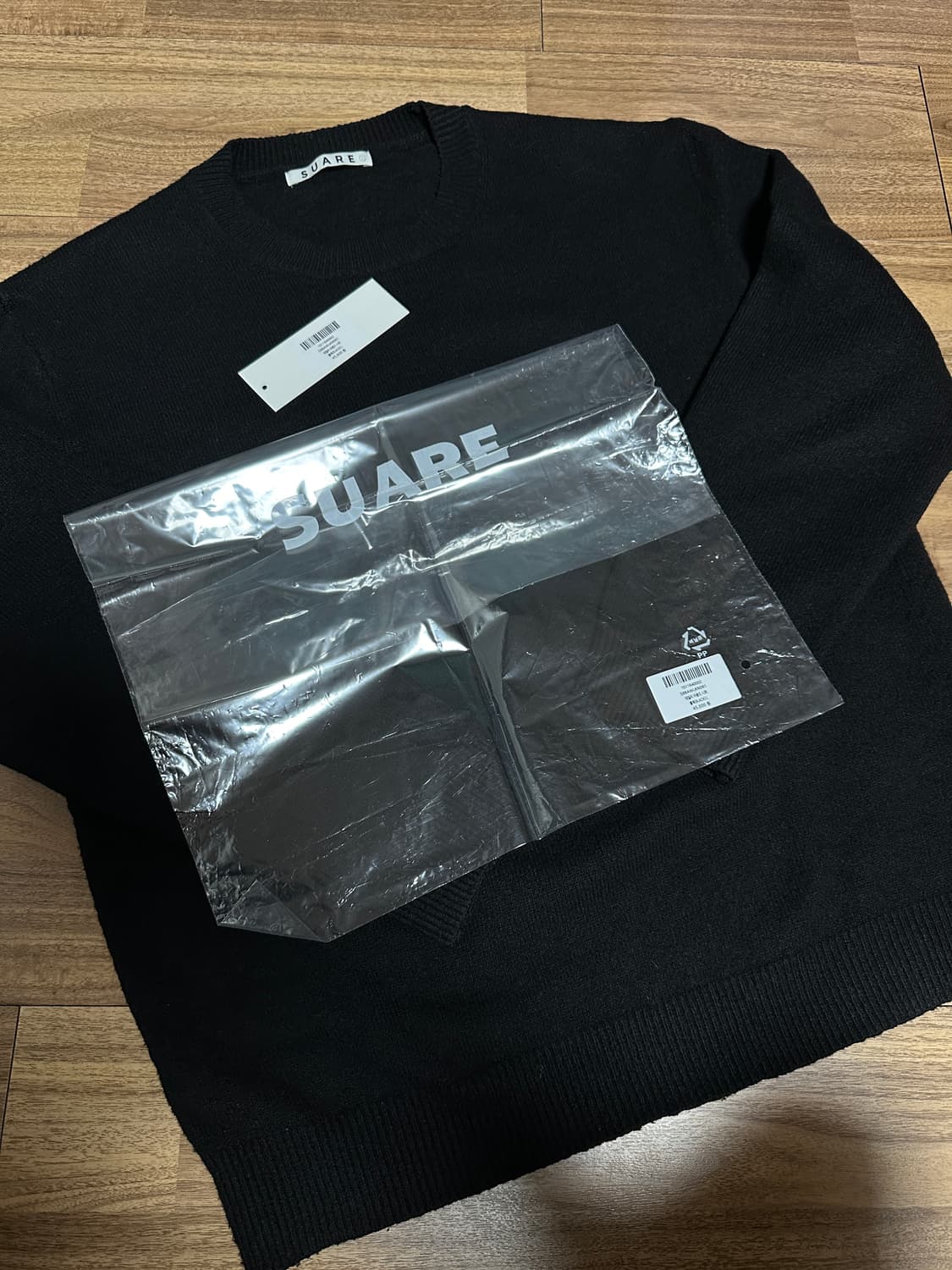 [L] 수아레 데일리 라운드 니트 블랙 상품이미지2