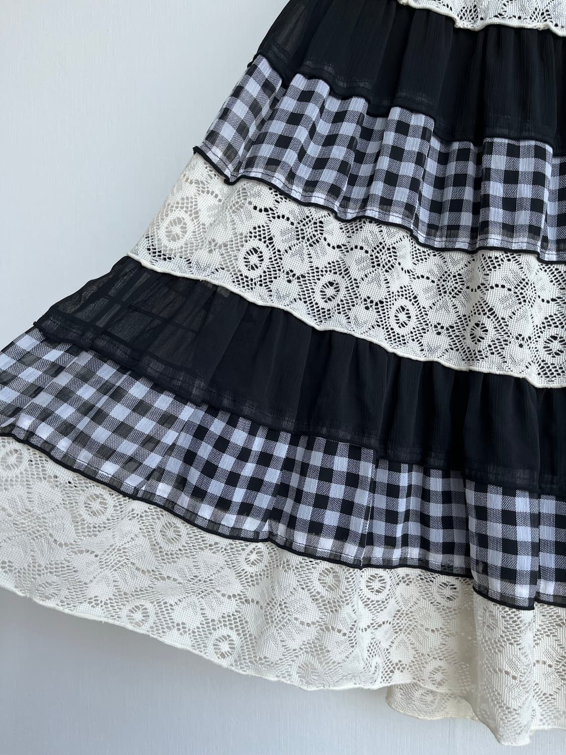 블랙 체크 패치워크 레이스 스커트 상품이미지4