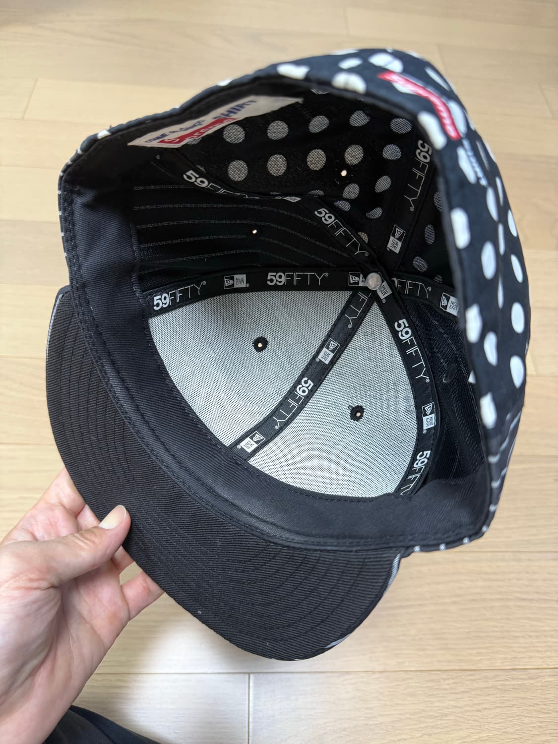 슈프림 꼼데가르송 뉴에라 상품이미지5