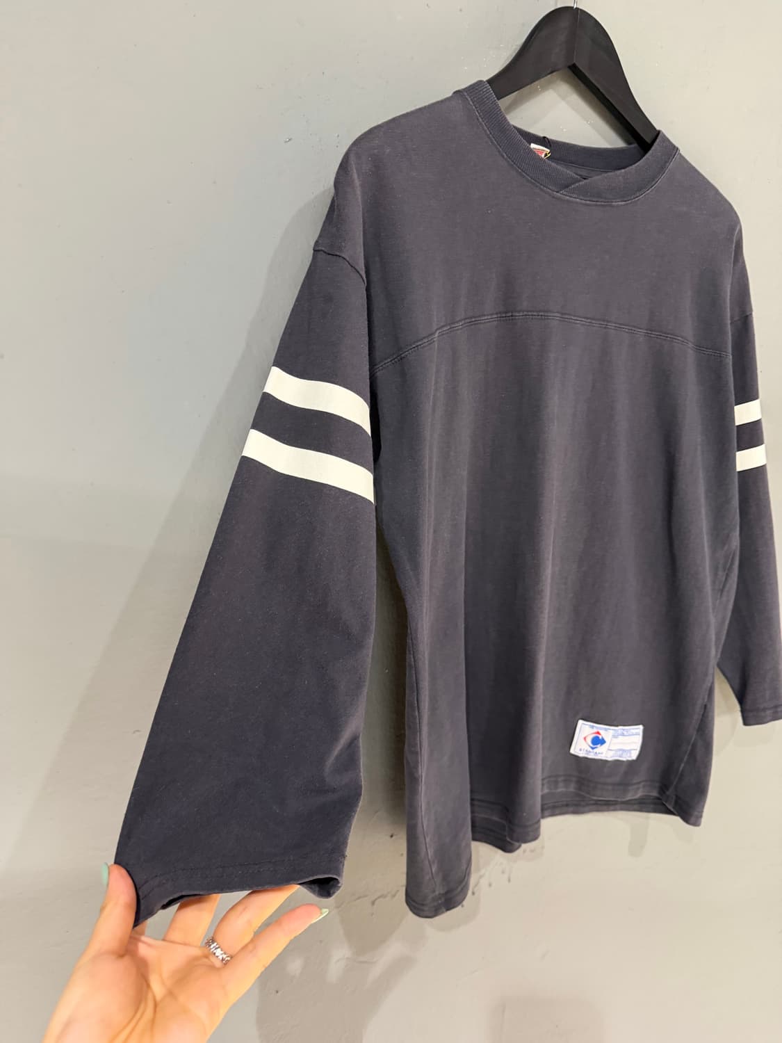 Coen arm line detail tee 상품이미지7