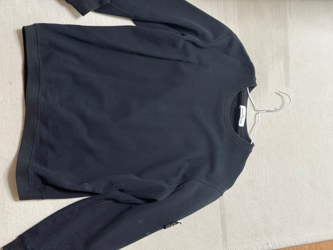 스톤아일랜드 맨투맨 상품이미지1