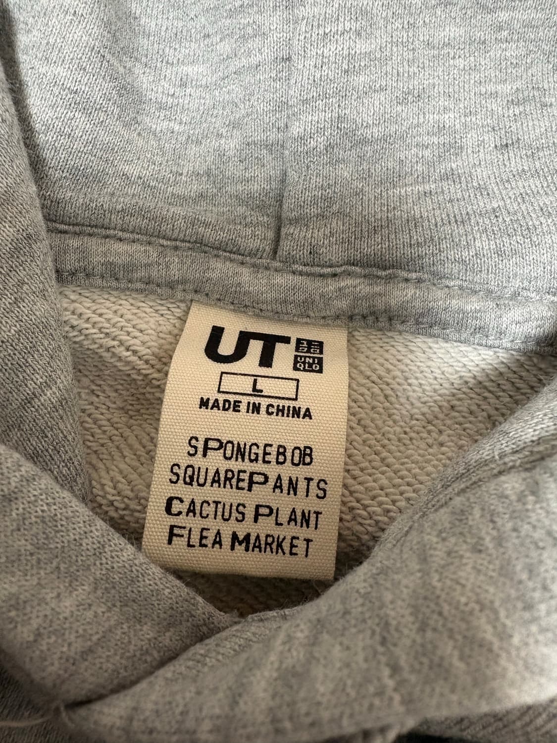 유니클로 스폰지밥 상품이미지2