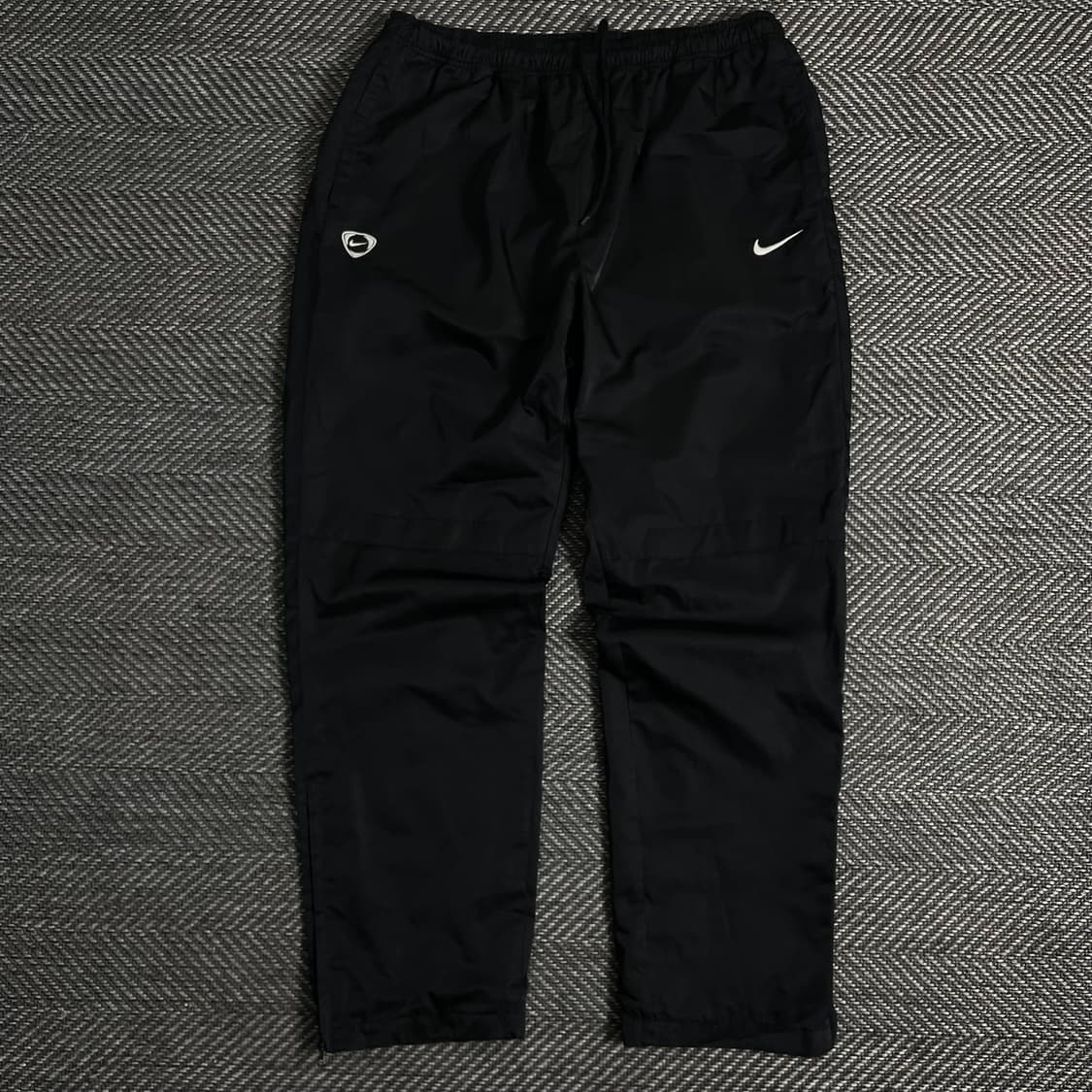 나이키 스우시로고 블랙 와이드 우븐 트랙팬츠 y 2923 상품이미지2
