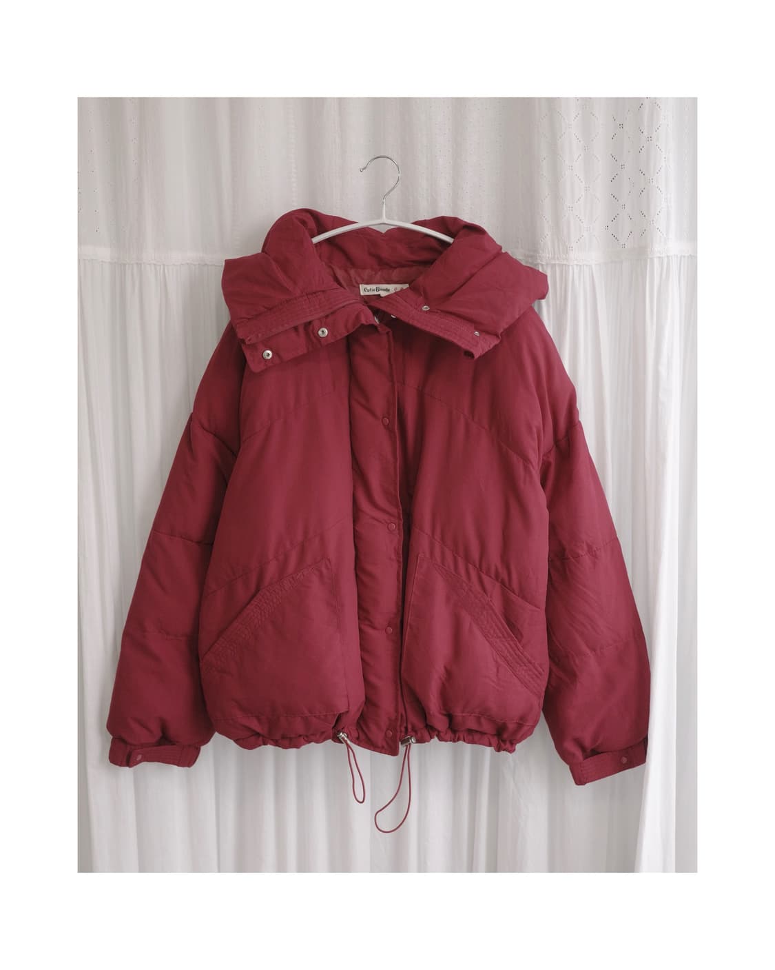 Cutie Blonde Red Chubby Puffer 상품이미지1